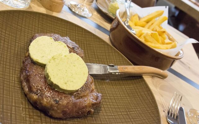 Au Cheval Blanc