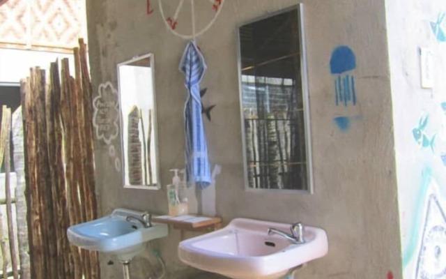 Paglaom Hostel - Adults Only