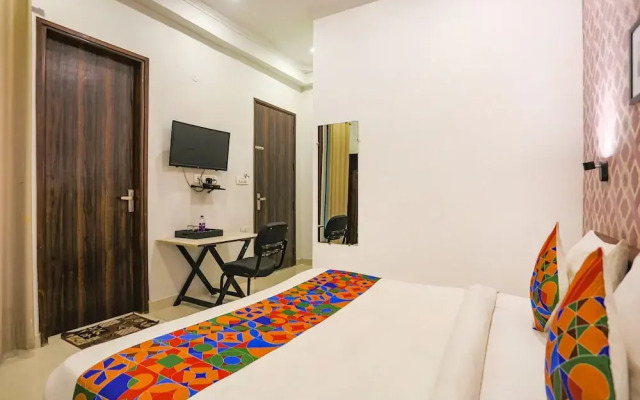 Novel Suites By FabHotel