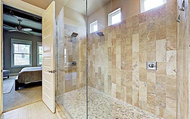 2217 Spicewood - 3 Br Home