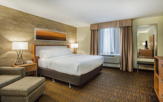 Holiday Inn Saratoga Springs by IHG