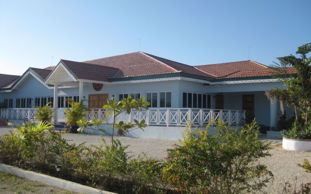 Idlers' Rest Beach Hotel