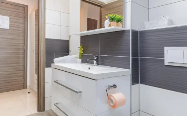 Marine Lux apartments