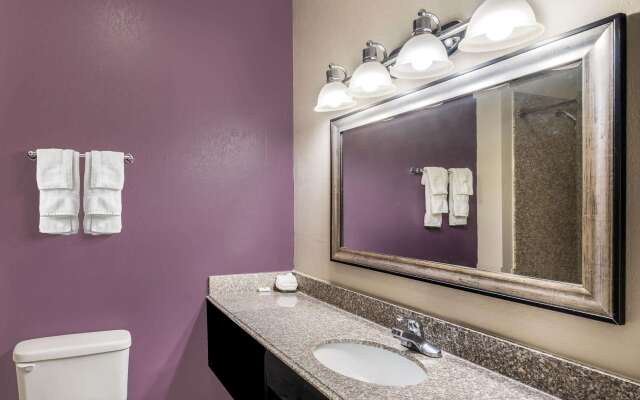 La Quinta Inn & Suites by Wyndham Canton MS