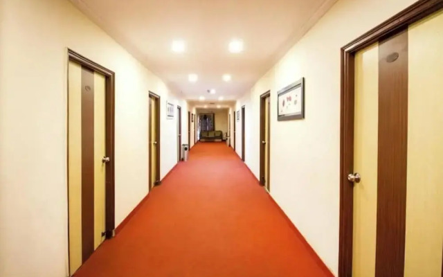 Hotel royal inn