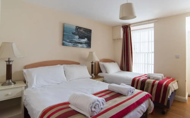 Marine Apartment