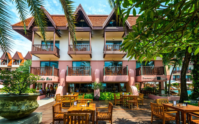 Seaview Patong Hotel