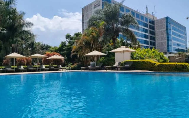 Mount Meru Hotel
