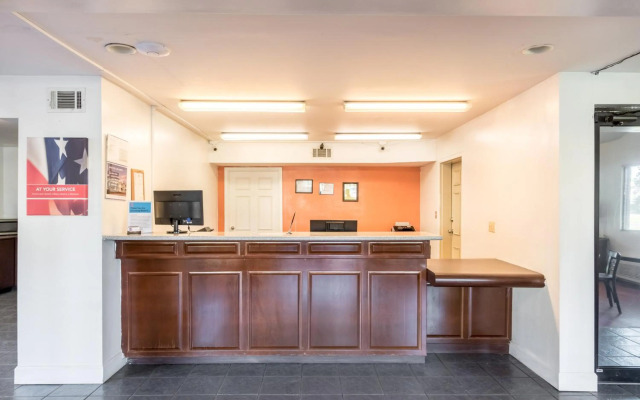 Motel 6 Pooler, GA - Savannah Airport