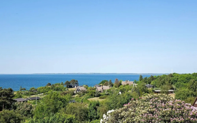 10 Person Holiday Home in Asnaes