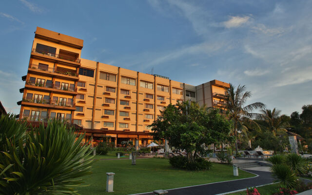 The Jayakarta Suite Komodo Flores