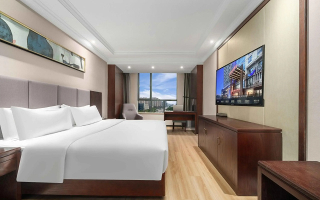 Huzhou Wealth Hotel