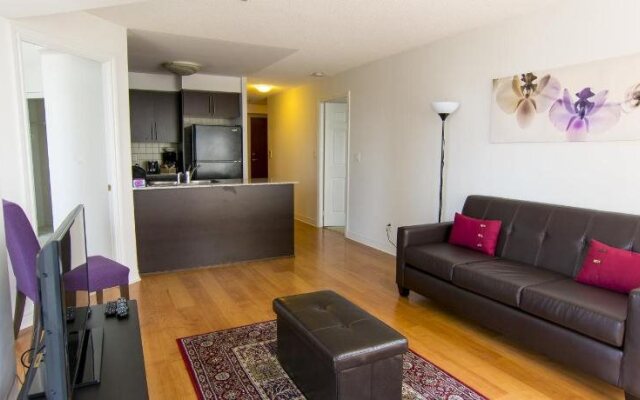 Grand Ovation by Maplewood Suites