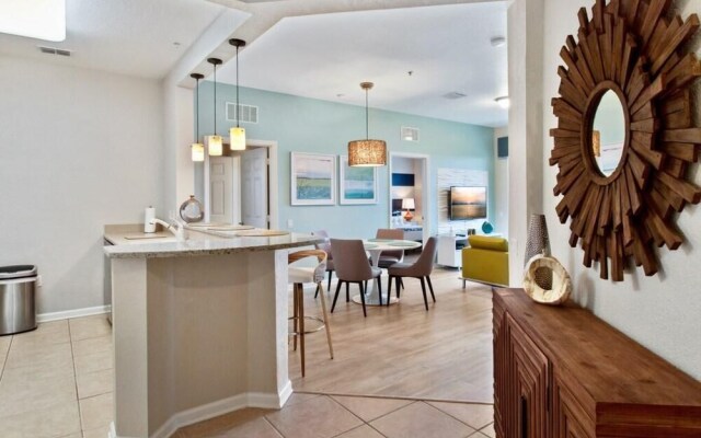 Penthouse Prize. 3 Bedroom Condo by Redawning