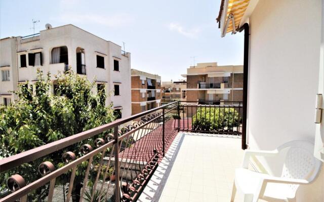 Holidaycasa Leone - Con Posto Auto a 200mt Dal Mare