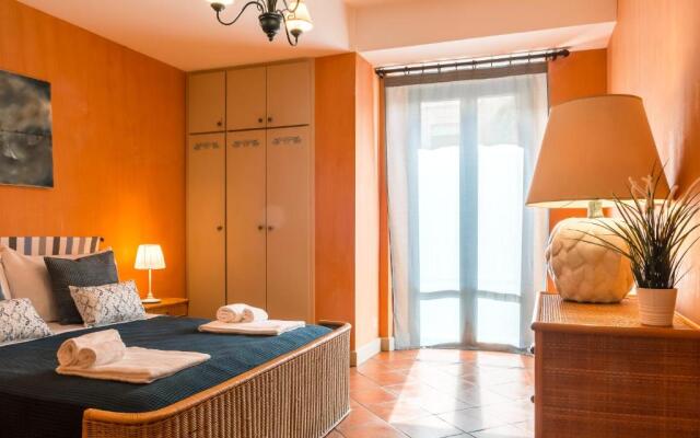 Les Suites - Apartments