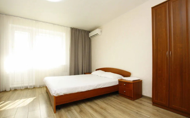 Апартаменты АльтОтель на ул. 40-лет Победы, д. 31 (арт. 023)