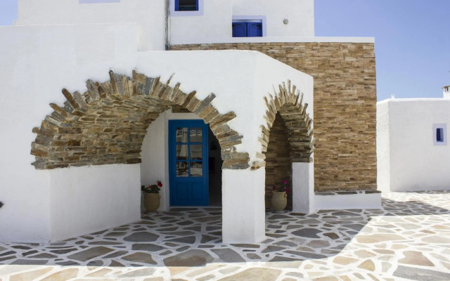 Naxos Holidays