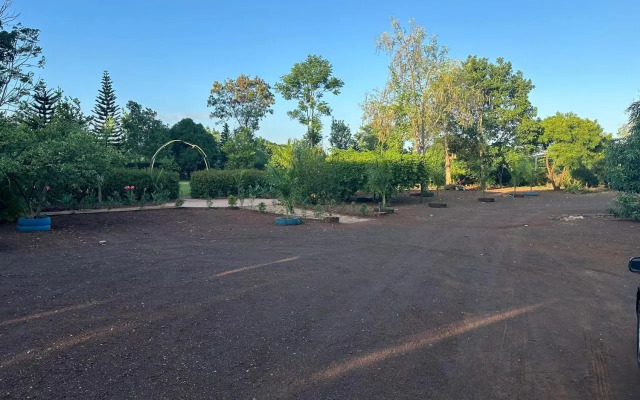 African Flower Hotel