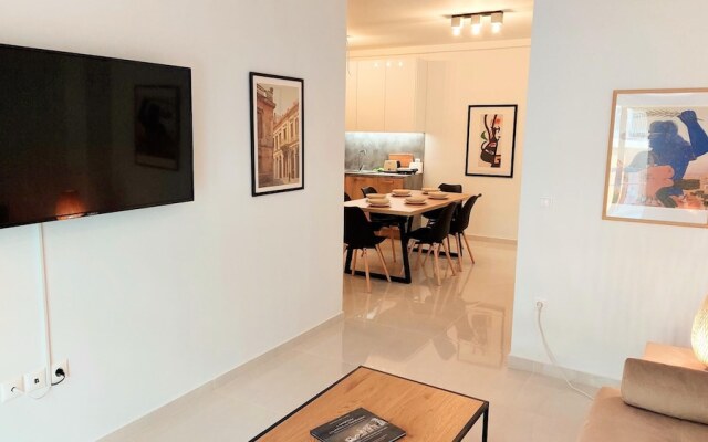 Wonderful Apartment in Acropolis
