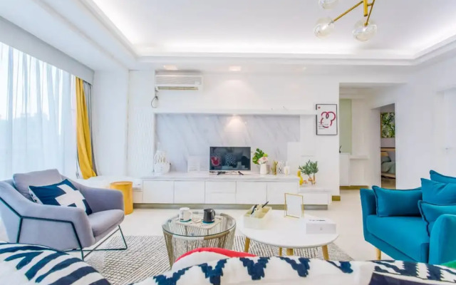 Locals Boutique Apartment Jida No2