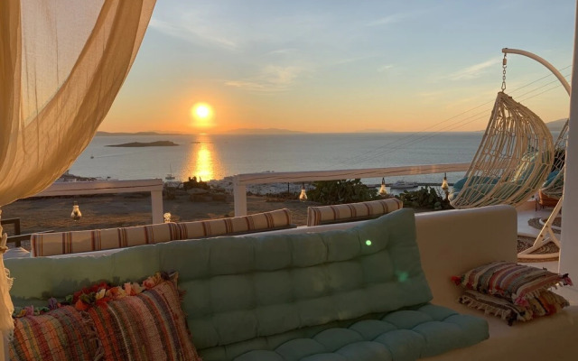 Sand Lily Mykonos