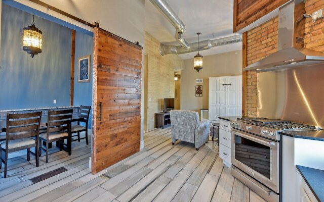 Stay Chateau Suite 1