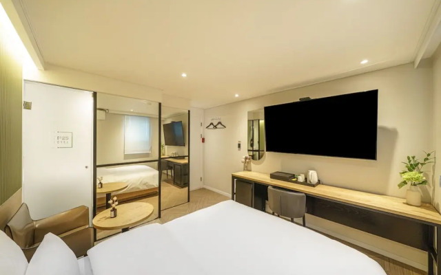 NO.25 Hotel Dongam
