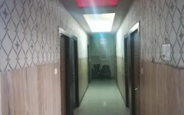 Shri Rajadhiraj Guest House