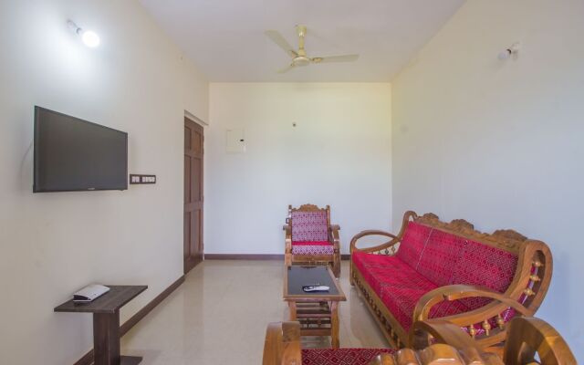 OYO 19954 Home Breezy 2BHK Fatrade