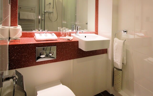 Icon Hotel