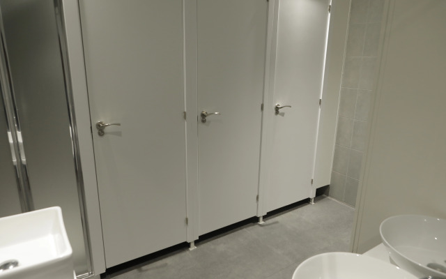 MYD Madriz Hostel