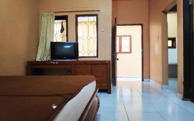OYO 91112 Tara Kost