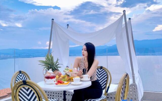 Haizhaoshan Dali Haidongfang Sea View Resort Villa