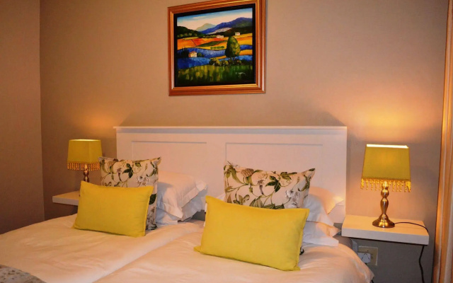 Clarens Retreat