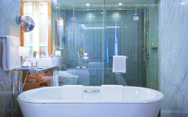 Crowne Plaza Hotel Gurgaon by IHG