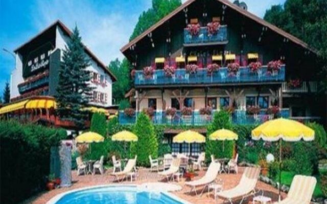 Relais & Chateaux Hostellerie Les Bas Rupts Le Chalet Fleuri