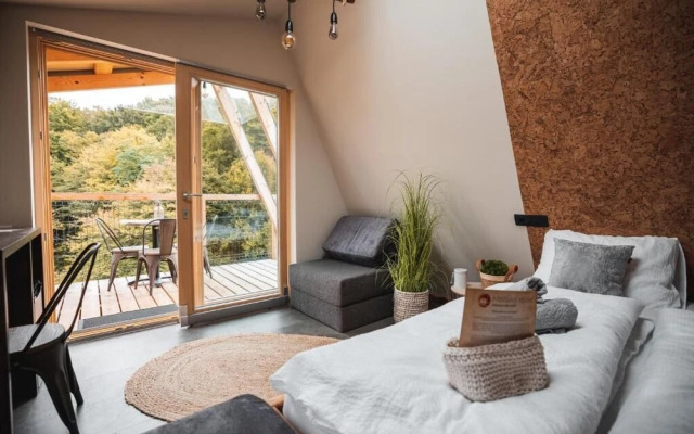 Nesting Resort posestvo SONČNI RAJ