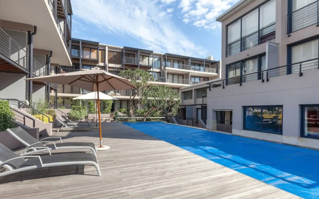 Adderley Terraces J10 by CTHA