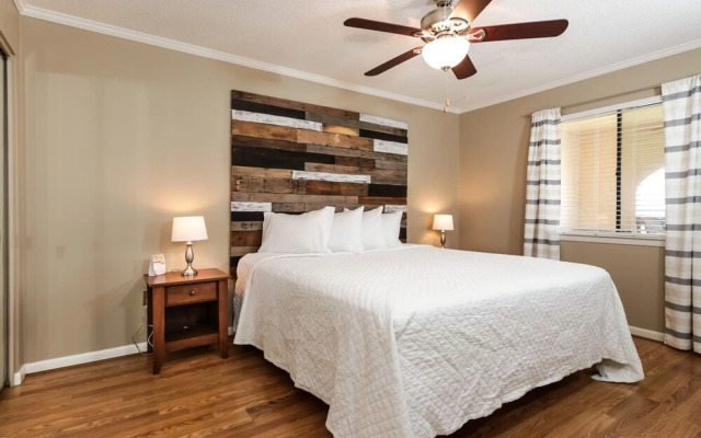 Sunset Harbor Palms 1-0310