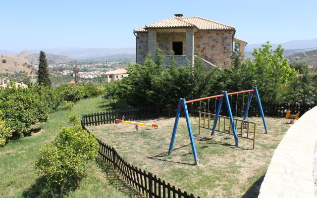 Klymeni Traditional Homes