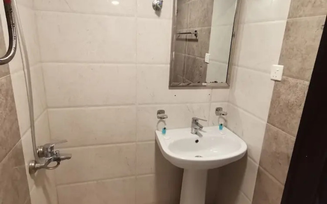 Private Luxury Apartments - Al Khozama