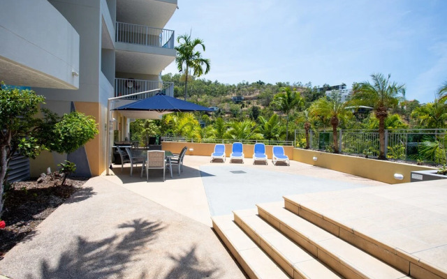 Stunning Sea Views Azura 7 Airlie & Wifi