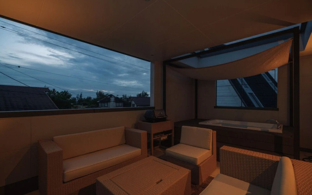 Urban Villa Resort ILILANI