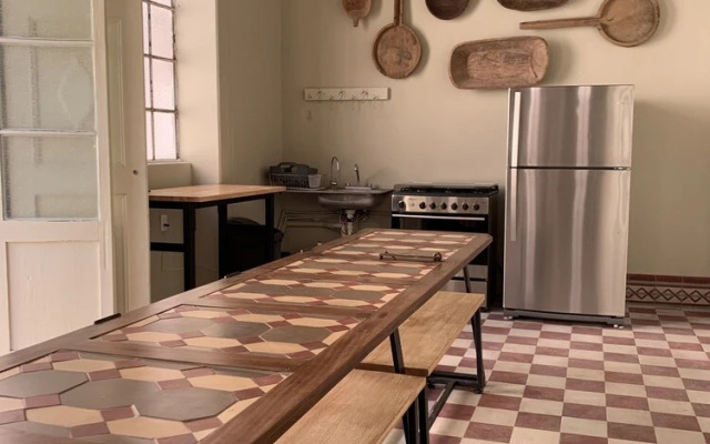 Iturbide 500 Hostal - Hostel