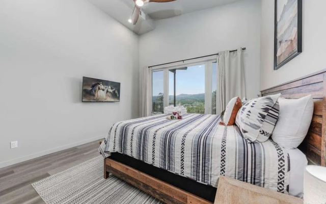 Viewtopia by Ruidoso Vacation Rentals