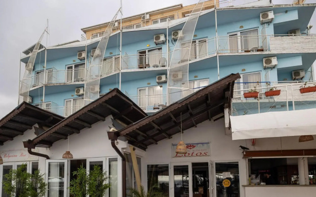 Lotos Hotel