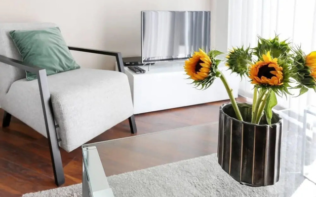 Modern 2BR Townhouse with Private Terrace