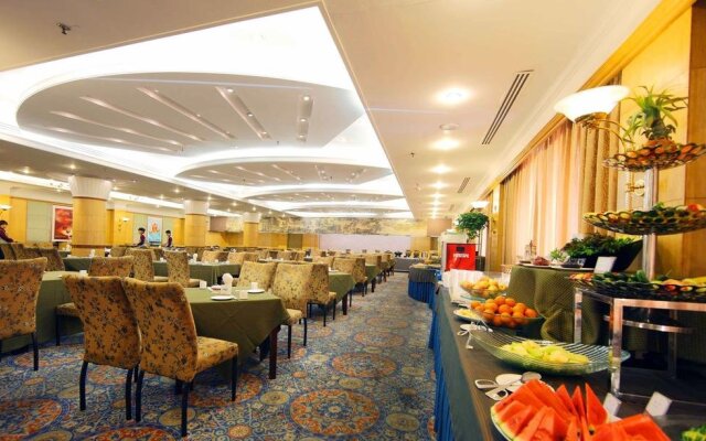 Linyi Taoranju Hotel