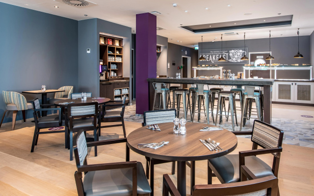 Premier Inn Stuttgart City Centre